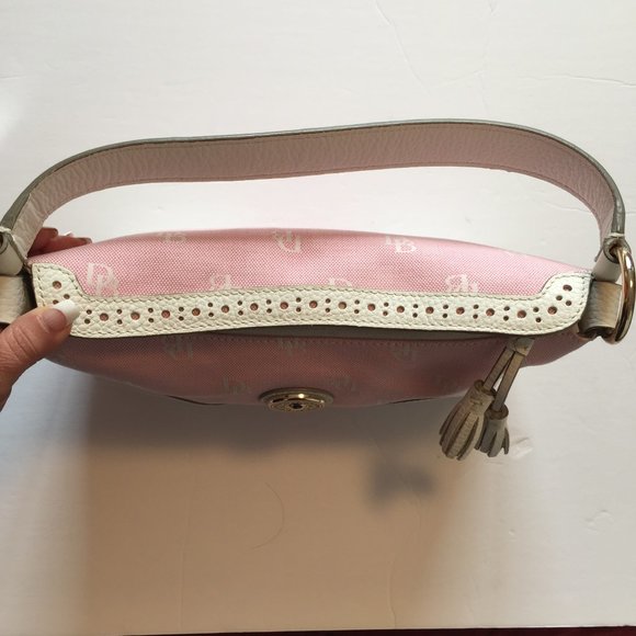 DOONEY AND BOURKE SIGNATURE PINK & LEATHER PURSE - Picture 4 of 9